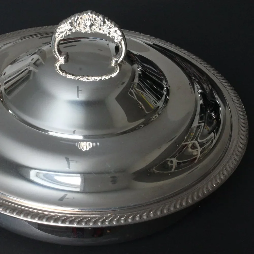 [RIDEAU PLATE] Lidded Silver Serving Tray with and Glass Dish - Picture 3 of 17